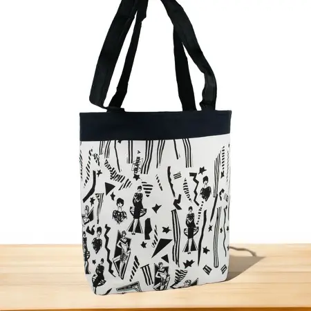 Czarna torba na ramię retro